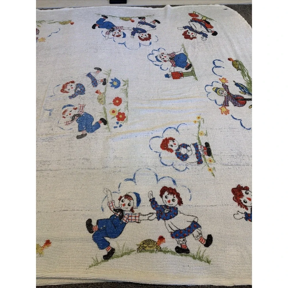 Vintage Raggedy Ann‎ and Andy Chenille Bedspread - Twin Size